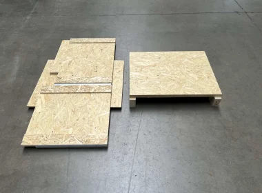 Durable, reusable foldable crate in disassembled condition - ideal for space-saving storage and cost-effective transport