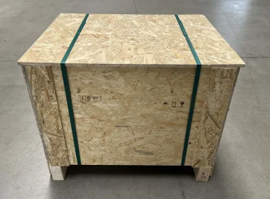 Ready-to-ship foldable crate made of OSB - also suitable for air freight