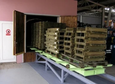Pressure impregnation of wooden playground components - health-safe wood preservative Tanalith E