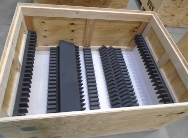 3D CNC pěnové výplně pro účinné uchycení a ochranu výrobků