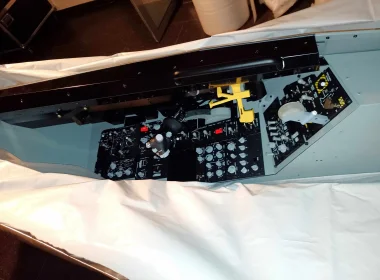 Ochranné balení středového kokpitového modulu - bezpečná přeprava citlivé avioniky